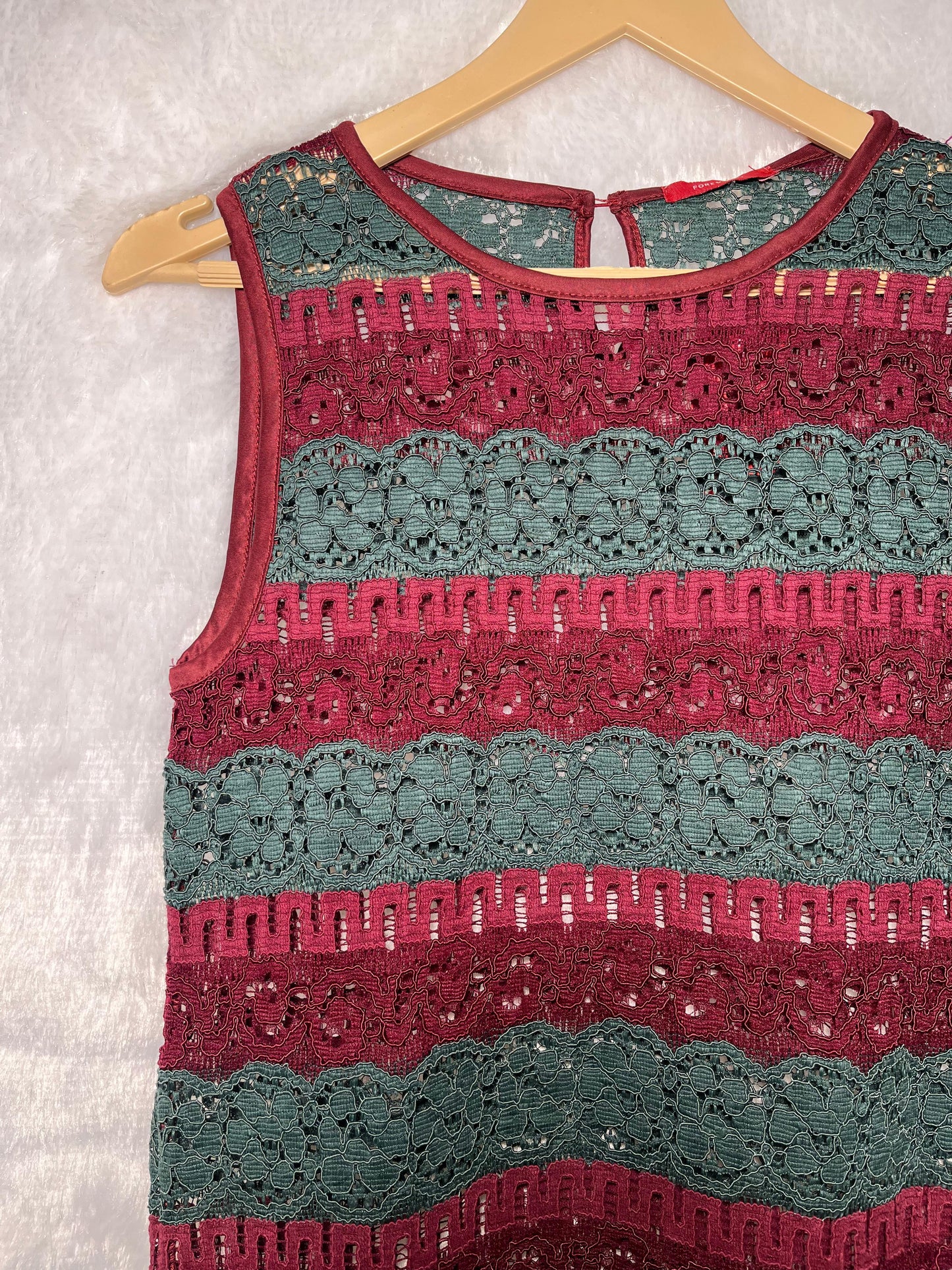Forever 21 Colorblock Lace Tank