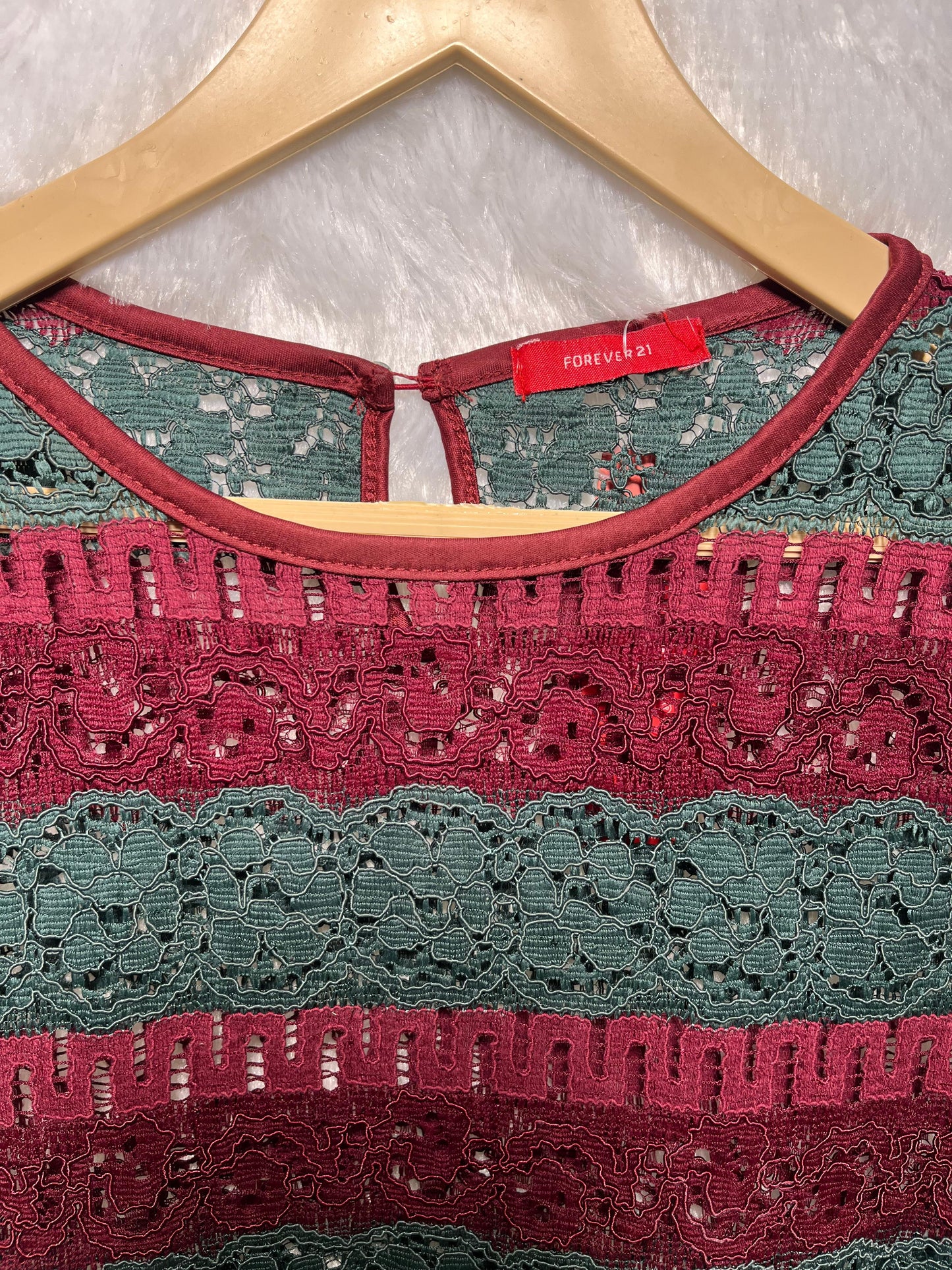 Forever 21 Colorblock Lace Tank