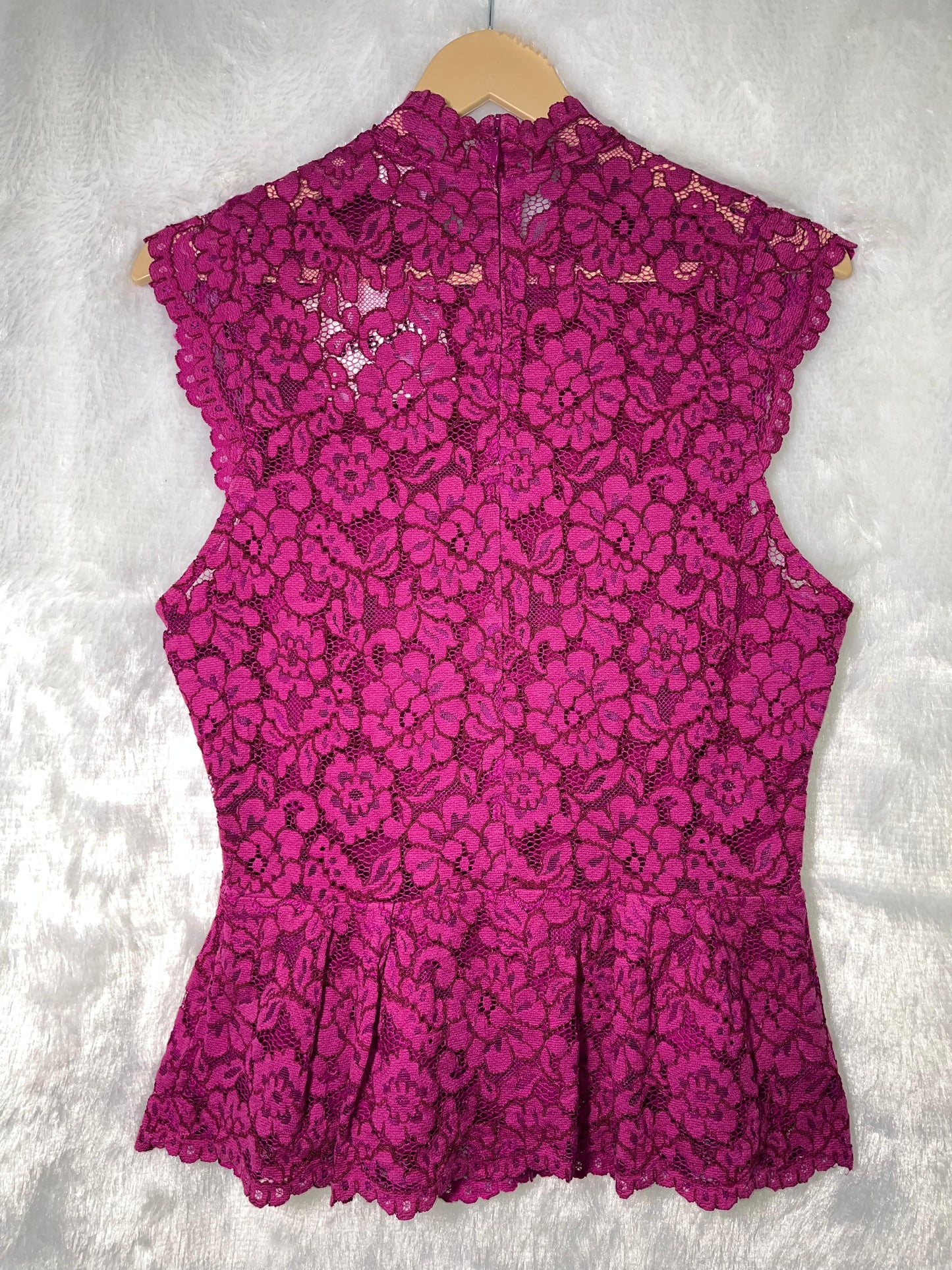 H&M Lace detailed Cute Top